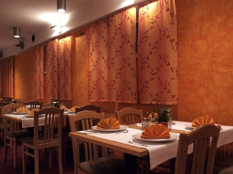 Hotel Tabor Maribor Restaurant photo